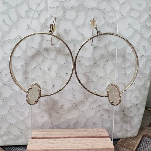 Kendra Scott Earrings - Picture 10 of 12